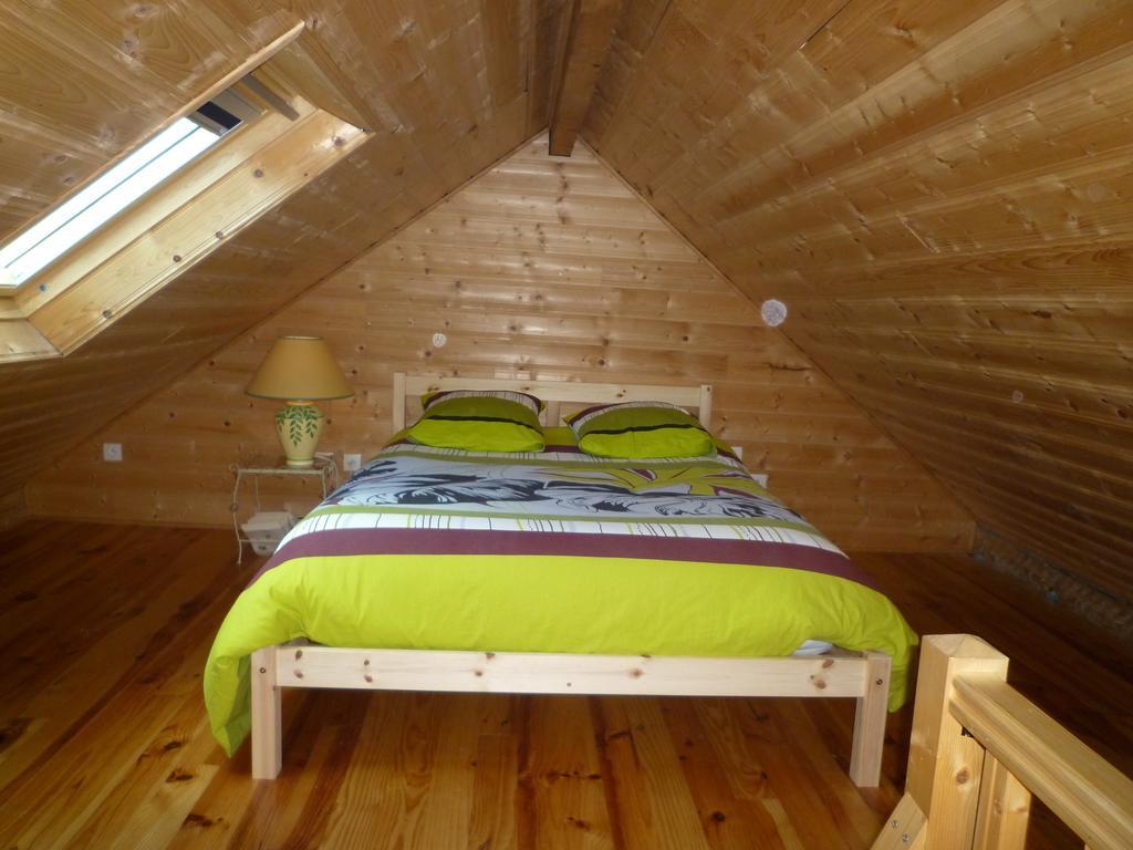 Ferienwohnung Les Mirabelles Metz Zimmer foto